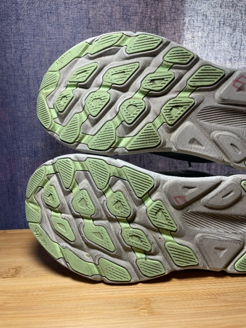 Hoka Clifton 9 Womens Sz 7B Running Walking Shoes Sneakers Gray Mint Green Nice